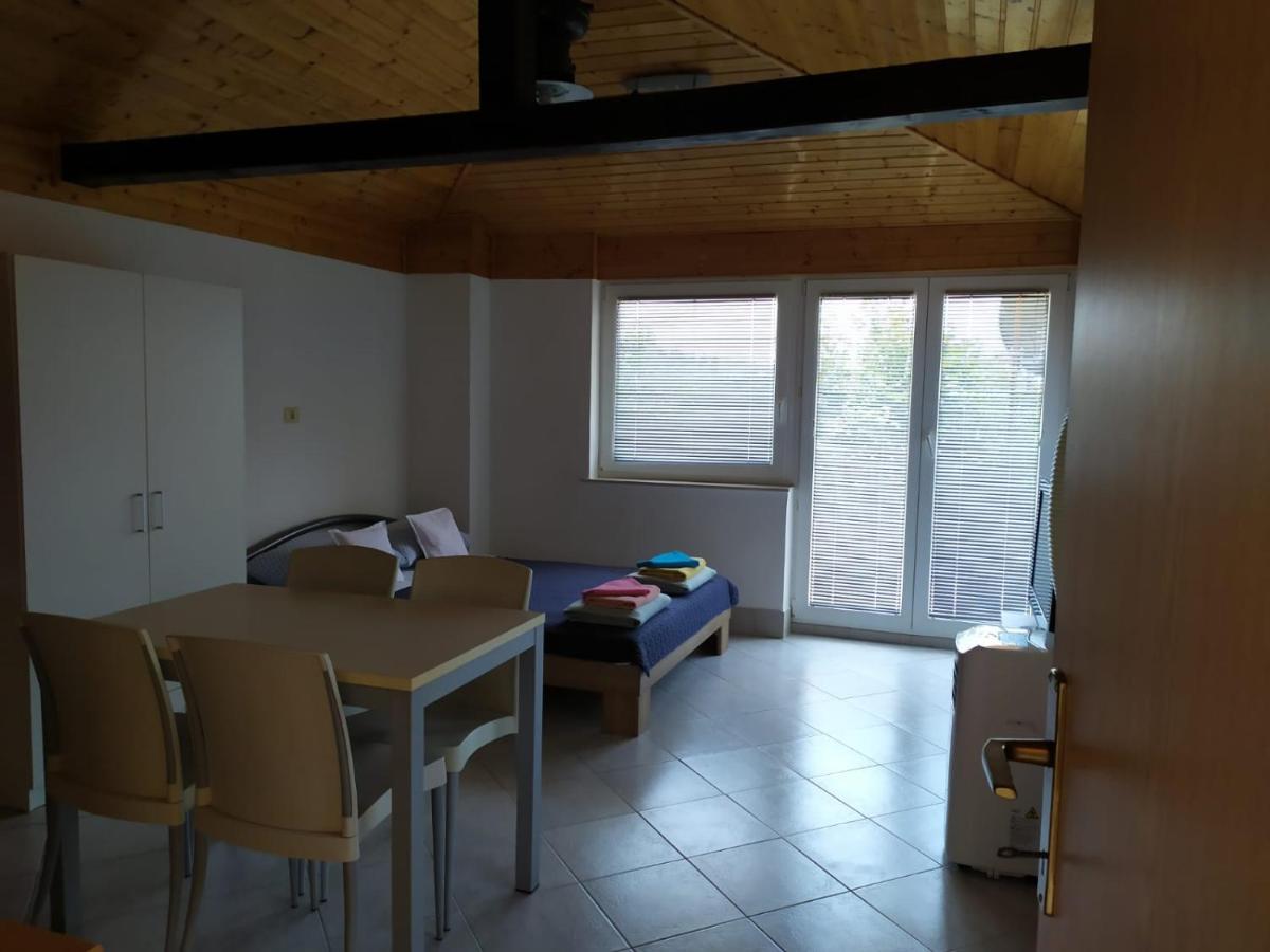 Lili House Apartment ปอร์โตรอซ ภายนอก รูปภาพ